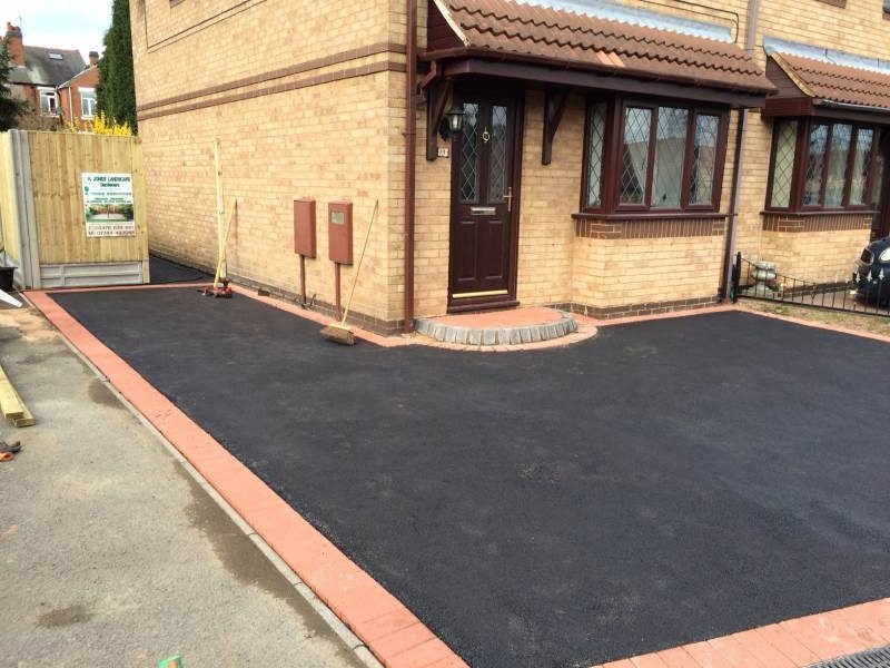 a trusted service for tarmac driveway installations in sheffield
